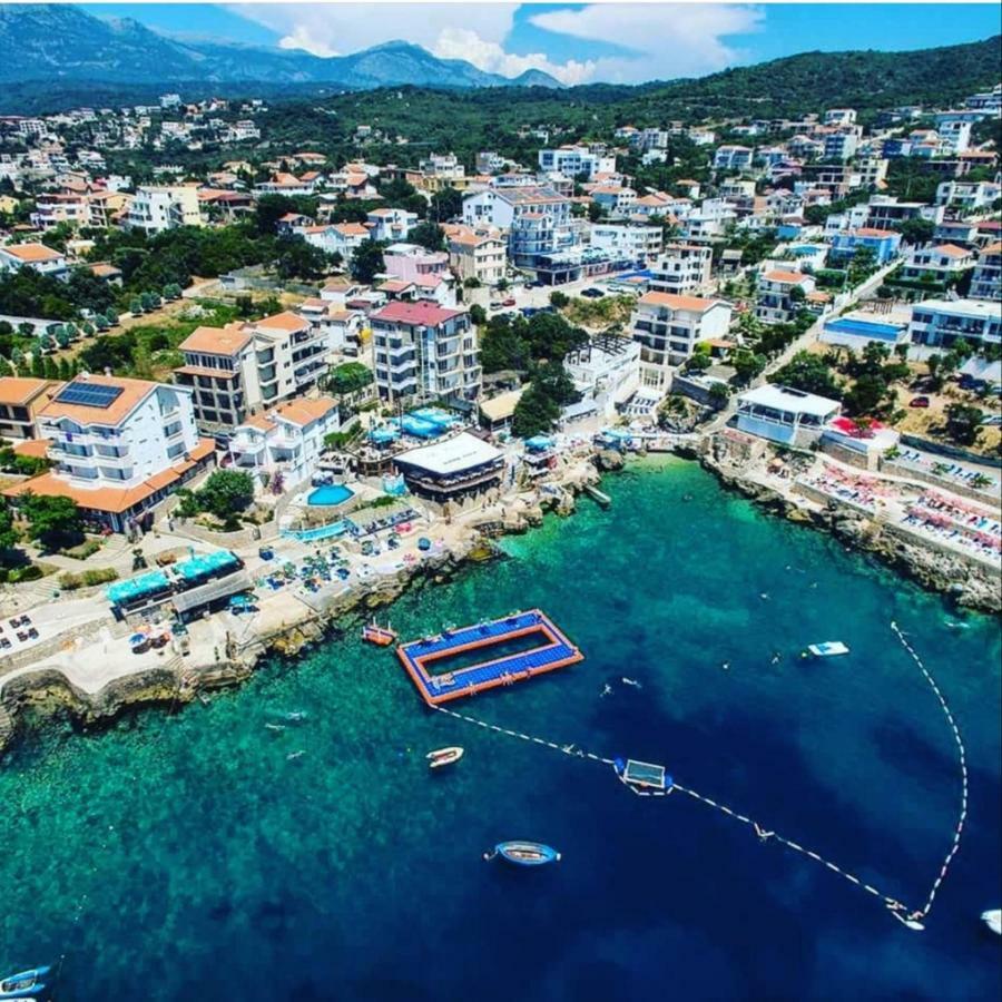 Apartments Marina Утєха Екстер'єр фото